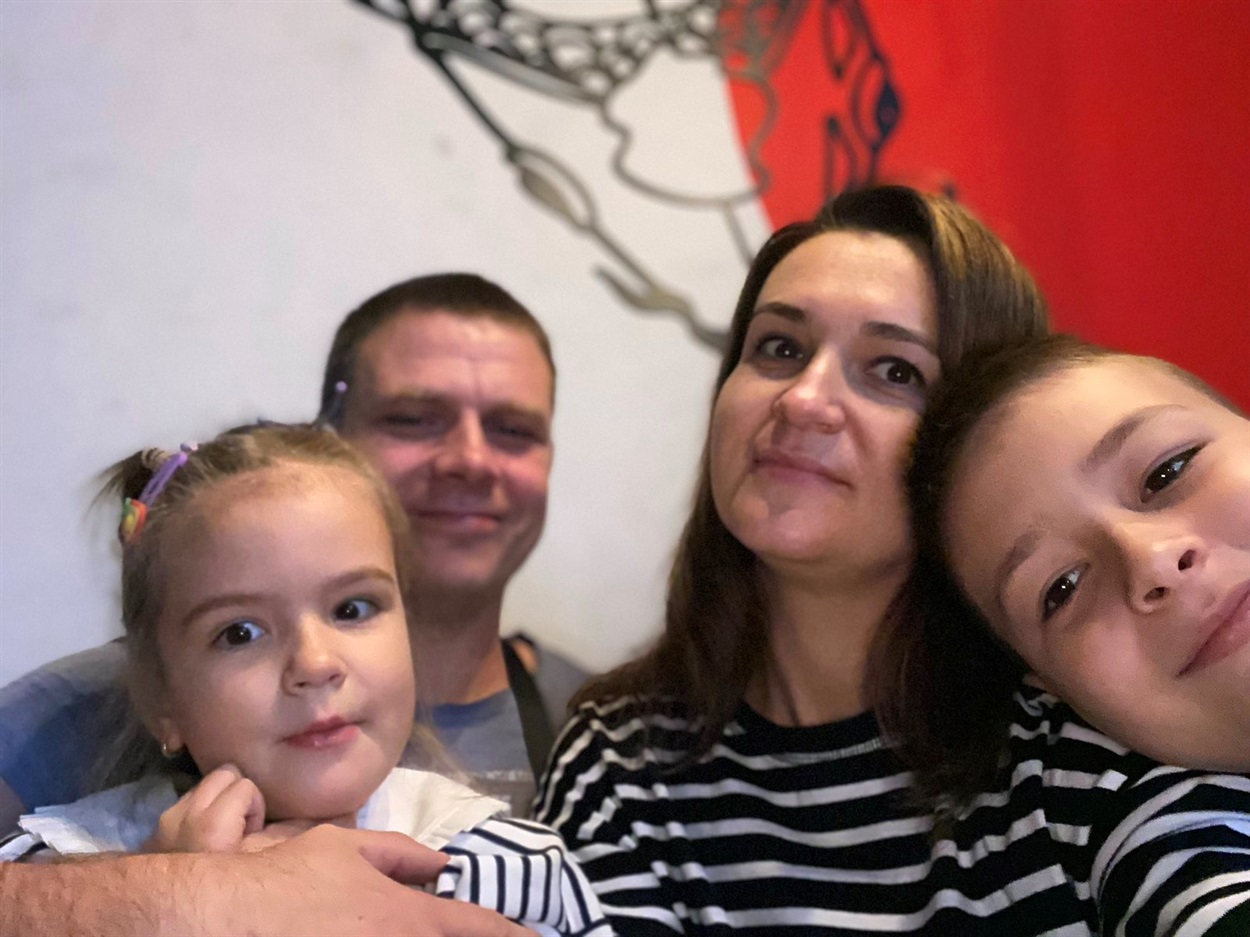 Катерина Завідей з родиною